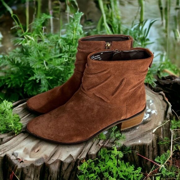 Cole Haan Women’s Maple Water Resistant  Suede Boot size 8 worn one time! - Picture 13 of 15